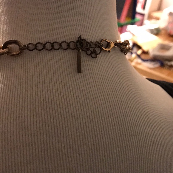 Statement necklace - Picture 3 of 4